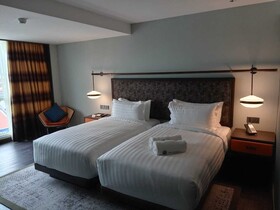 The George Penang by The Crest Collection