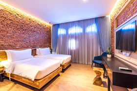 Tien Terrace