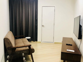 One One Eight Island Plaza by Lusso Suite