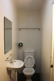 Apple 1 Hotel Budget
