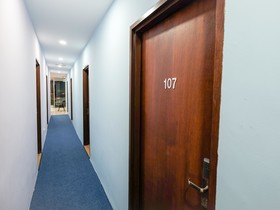 Colour Hotel by ZEN Rooms