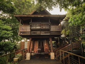 Malihom Private Estate