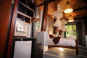 Malihom Private Estate