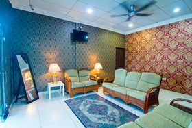 OYO 528 Sea Princess Hotel