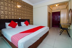 OYO 528 Sea Princess Hotel