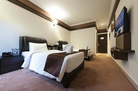 Seriental Hotel
