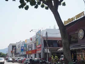 Super 8 bayan baru
