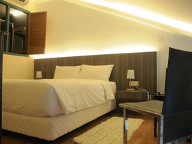 MIL The Boutique Residence