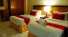 Leisure Cove Hotel & Apartment