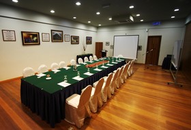 Belum Rainforest Resort