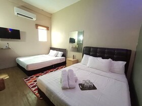 Pine Boutique Batu Gajah