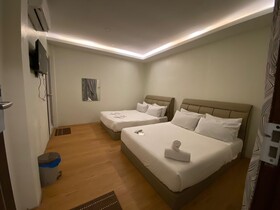 Pine Boutique Batu Gajah