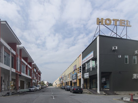 Hotel Iskandar By OYO Rooms