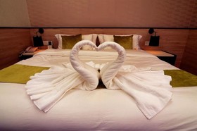 Golden Roof Hotel Seri Iskandar