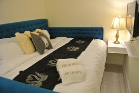 1 Day Car Hotel Station 18