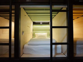 Belakang KongHeng By DreamScape