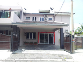 Bercham Vacation House
