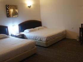 Hillcity Hotel & Condo