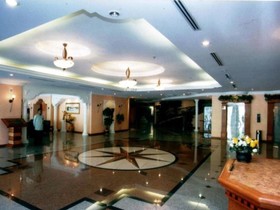 Hillcity Hotel & Condo