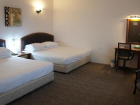 Hillcity Hotel & Condo