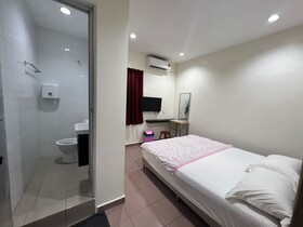 Hotel Golden Mouse By OYO