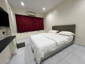 Hotel Golden Mouse By OYO