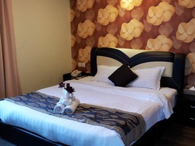 iGarden Hotel