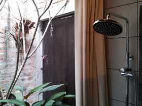 iGarden Hotel