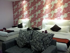iGarden Hotel