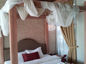 iGarden Hotel