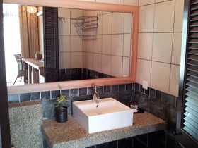 iGarden Hotel