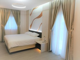 Legacy Hotel