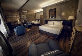 Merton Hotel