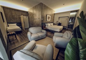 Merton Hotel