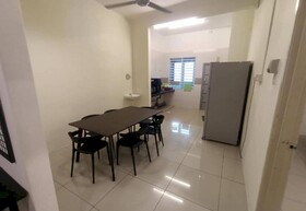 Spot On 91018 Sunshine Bnb Concept Service