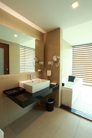 Symphony Suites Hotel