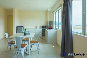 AnyLodge Marina Island Pangkor