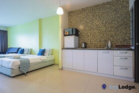 AnyLodge Marina Island Pangkor