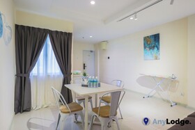 AnyLodge Marina Island Pangkor