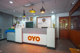 DJ Hotel Lumut by OYO Rooms