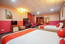 DJ Hotel Lumut by OYO Rooms