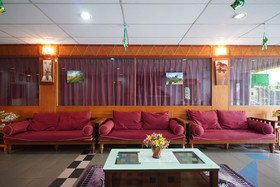 DJ Hotel Lumut by OYO Rooms