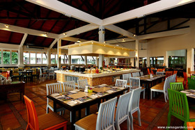 DoubleTree by Hilton Damai Laut Resort