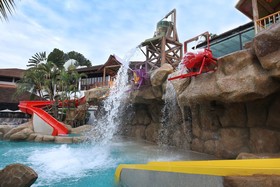DoubleTree by Hilton Damai Laut Resort