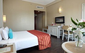 DoubleTree by Hilton Damai Laut Resort