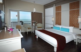 DoubleTree by Hilton Damai Laut Resort