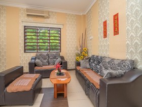 OYO 89328 SZ Hotel