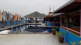 DJ Holiday Resort