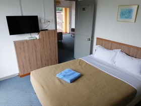 Safari Hotel by OYO Rooms