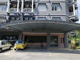Safari Hotel by OYO Rooms